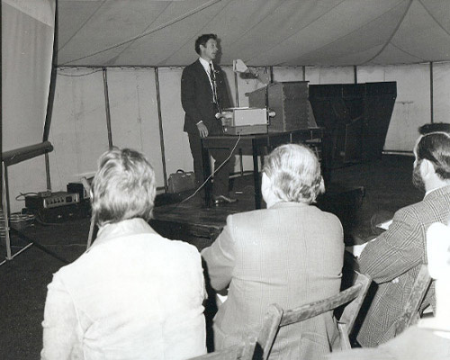 1977 Karl Linklater, Senior VIO, St Boswells VI Centre, organiser of the Sheep Fair, introduces a session in the marquee